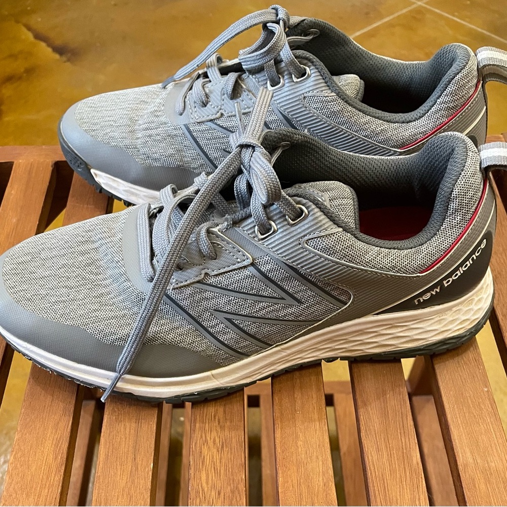New Balance Men's Gray Spikeless Golf Shoe
